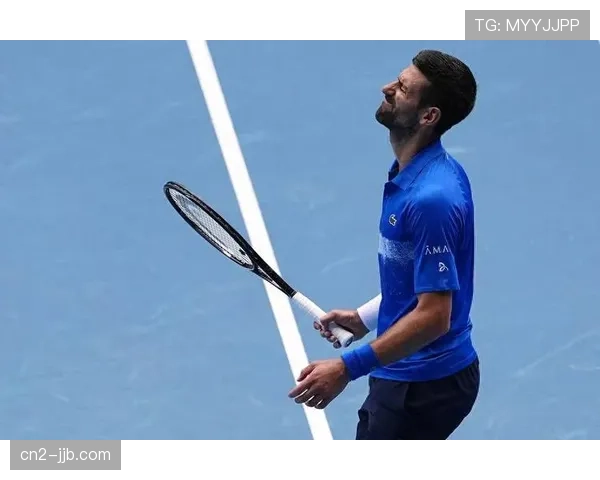 老将德约科维奇雅典夺冠情感流露,与球迷互动成经典画面 老将德约科维奇雅典夺冠情感流露,与球迷互动成经典画面