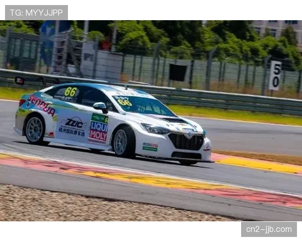 贝泽奇在马来西亚站排位赛夺杆,巴尼亚亚强势晋级 贝泽奇在马来西亚站排位赛夺杆,巴尼亚亚强势晋级