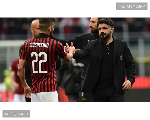 佛罗伦萨情绪化作战，科米索逝世后首战受关注