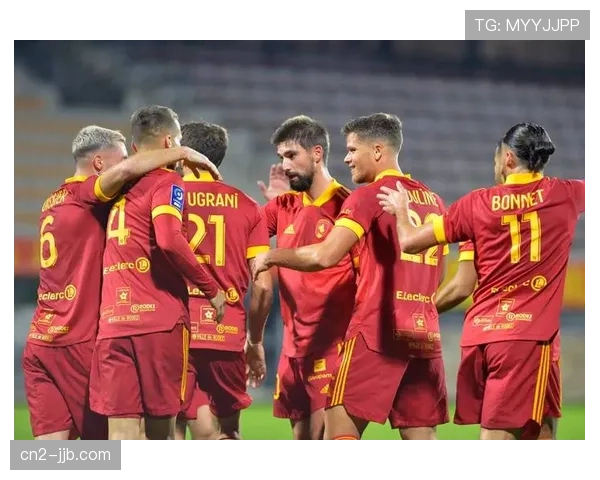 格拉纳达对阵马略卡前瞻:保级关键战,两队近期均采用五后卫阵型 格拉纳达对阵马略卡前瞻:保级关键战,两队近期均采用五后卫阵型