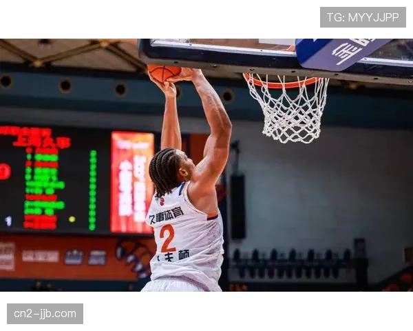 上海客场81-66大胜北京,系列赛2-1夺得赛点 上海客场81-66大胜北京,系列赛2-1夺得赛点